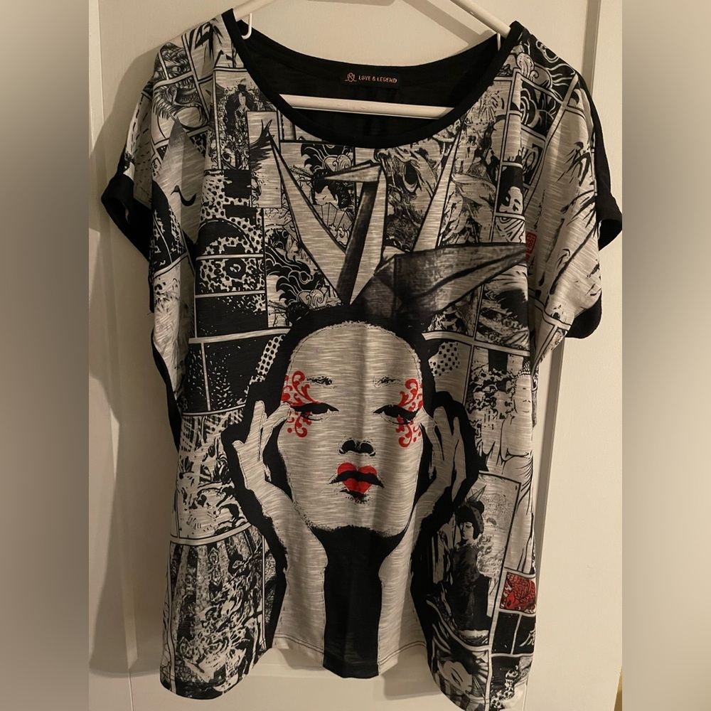 Love & Legend Graphic Black and White Women's Top